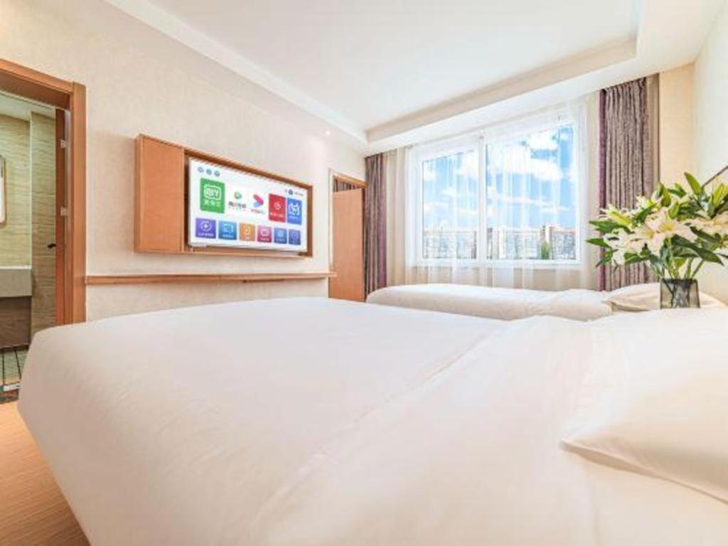 Greentree Inn Geermu Walking Street Business Hotel Golmud Экстерьер фото