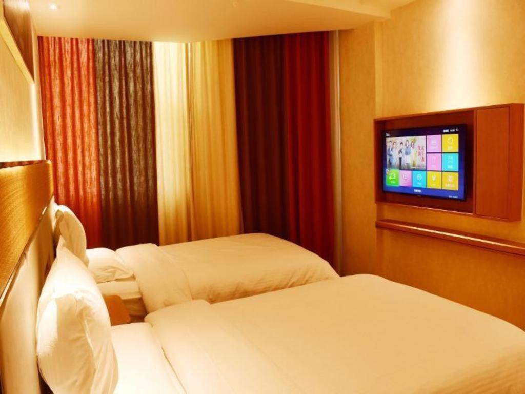 Greentree Inn Geermu Walking Street Business Hotel Golmud Экстерьер фото