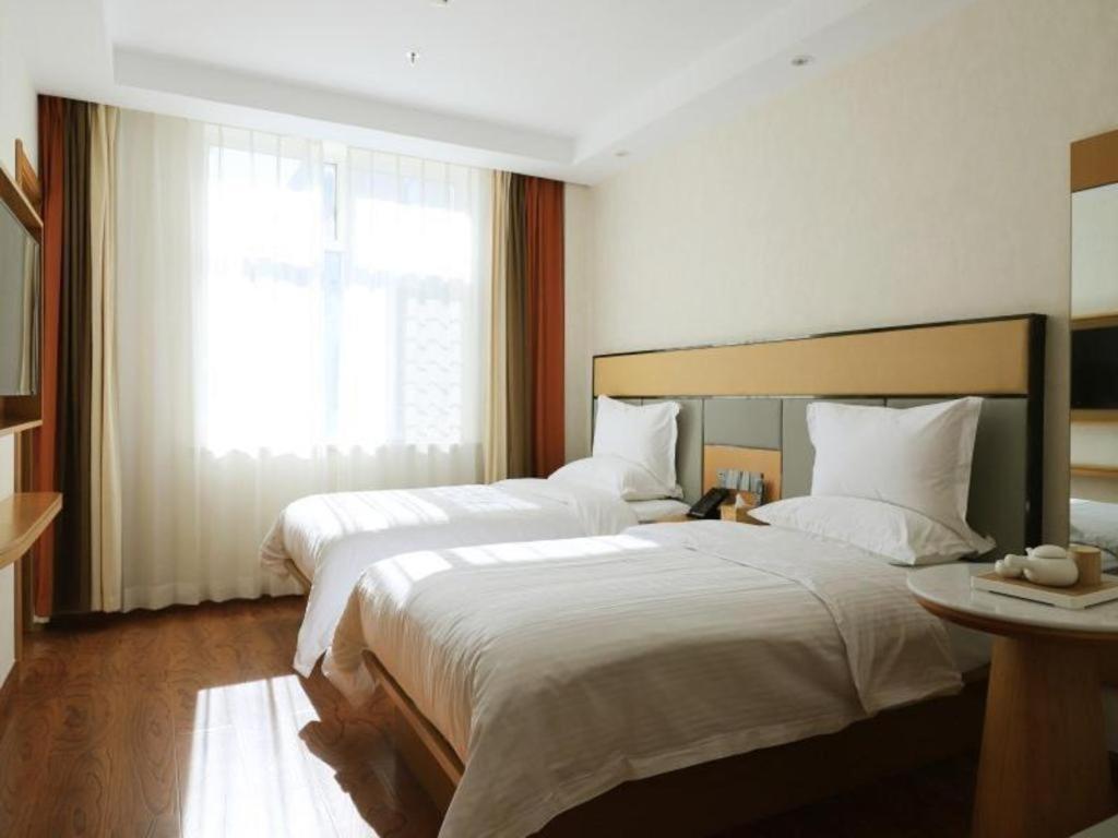 Greentree Inn Geermu Walking Street Business Hotel Golmud Экстерьер фото