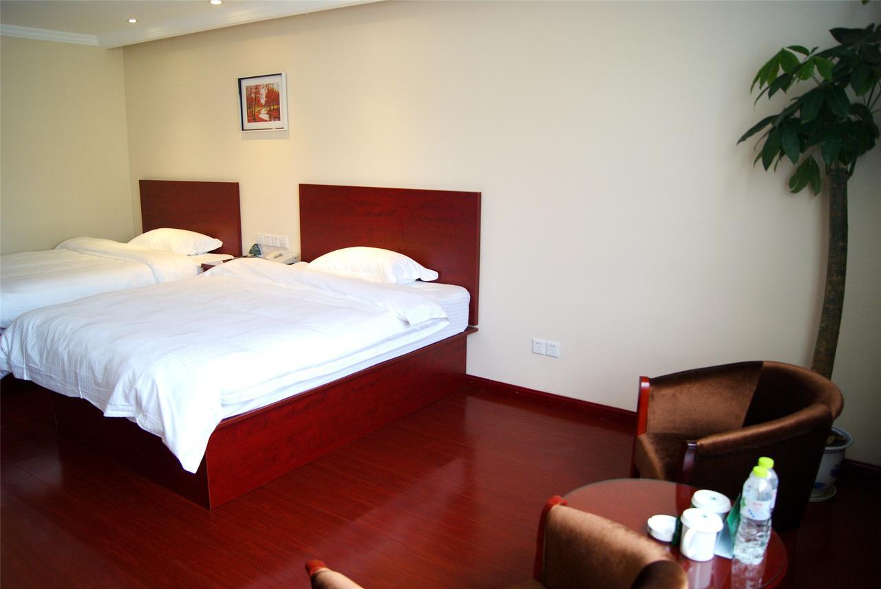 Greentree Inn Geermu Walking Street Business Hotel Golmud Экстерьер фото