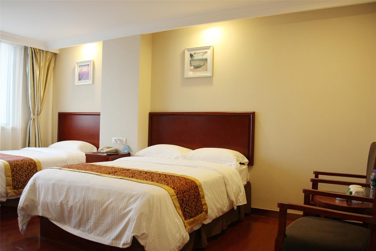 Greentree Inn Geermu Walking Street Business Hotel Golmud Экстерьер фото